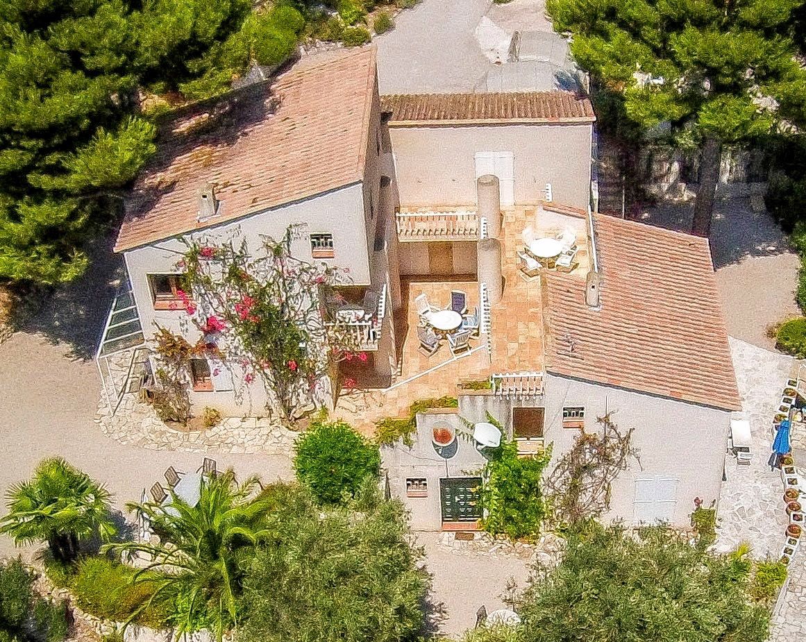 Die Villa aus der Luft